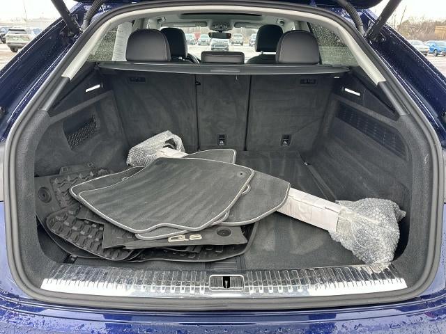 2022 Audi Q8 Premium Plus 55 TFSI quattro Tiptronic