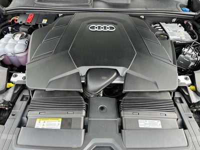 2022 Audi Q8 Premium Plus 55 TFSI quattro Tiptronic