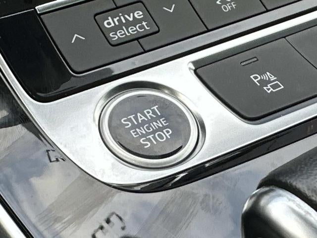 2022 Audi Q8 Premium Plus 55 TFSI quattro Tiptronic