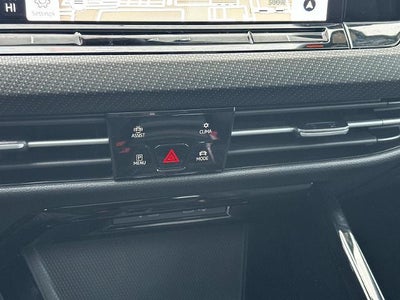 2023 Volkswagen Golf R Base